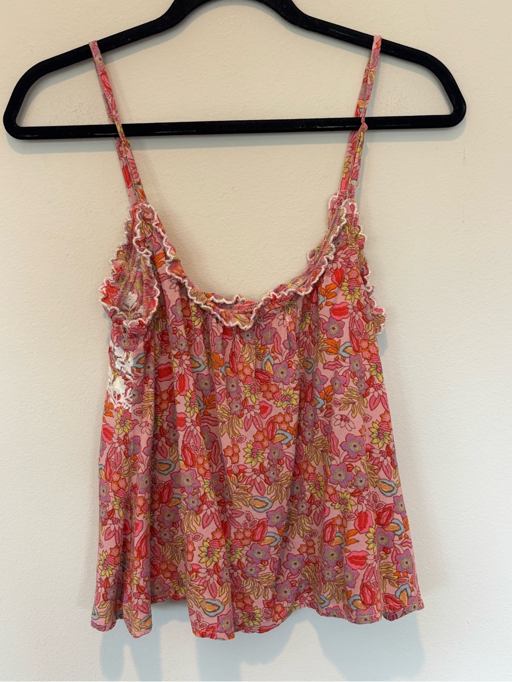 NATURAL LIFE Pink Floral Lace-Trim Spaghetti Strap Camisole - Picture 2 of 4